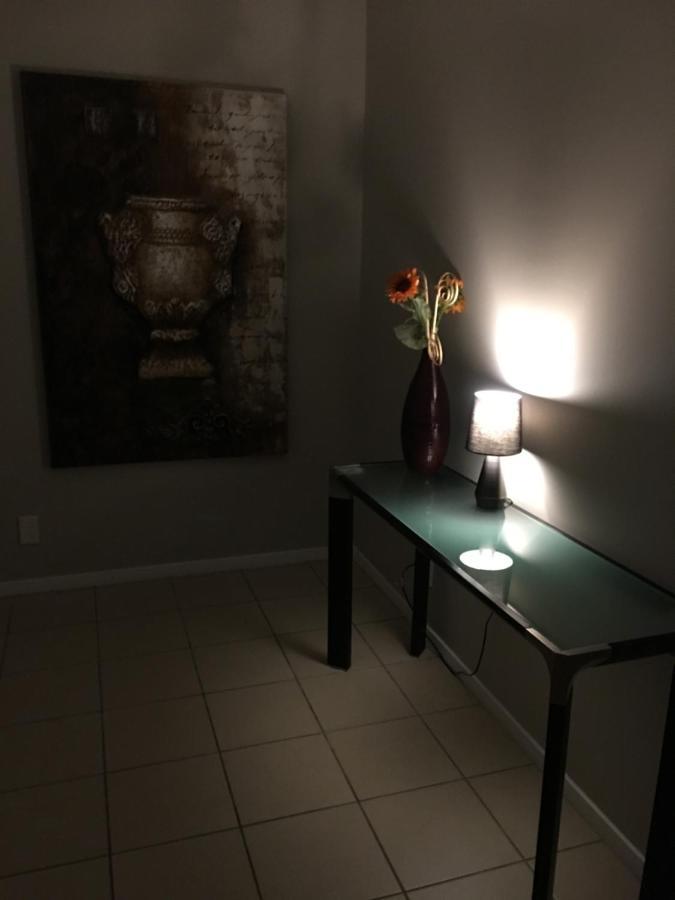 A Cozy Room With It'S Own Privacy Upper Hutt Bagian luar foto